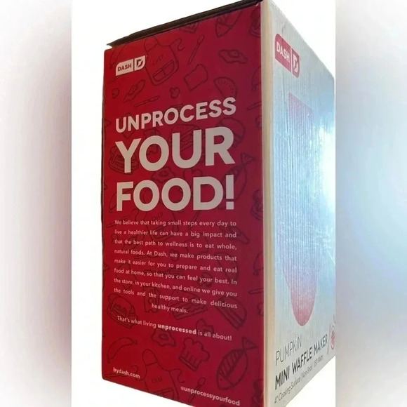 New Dash Pumpkin Mini Nonstick Waffle Maker Great For Fun Fall Breakfasts NIB - Picture 7 of 10